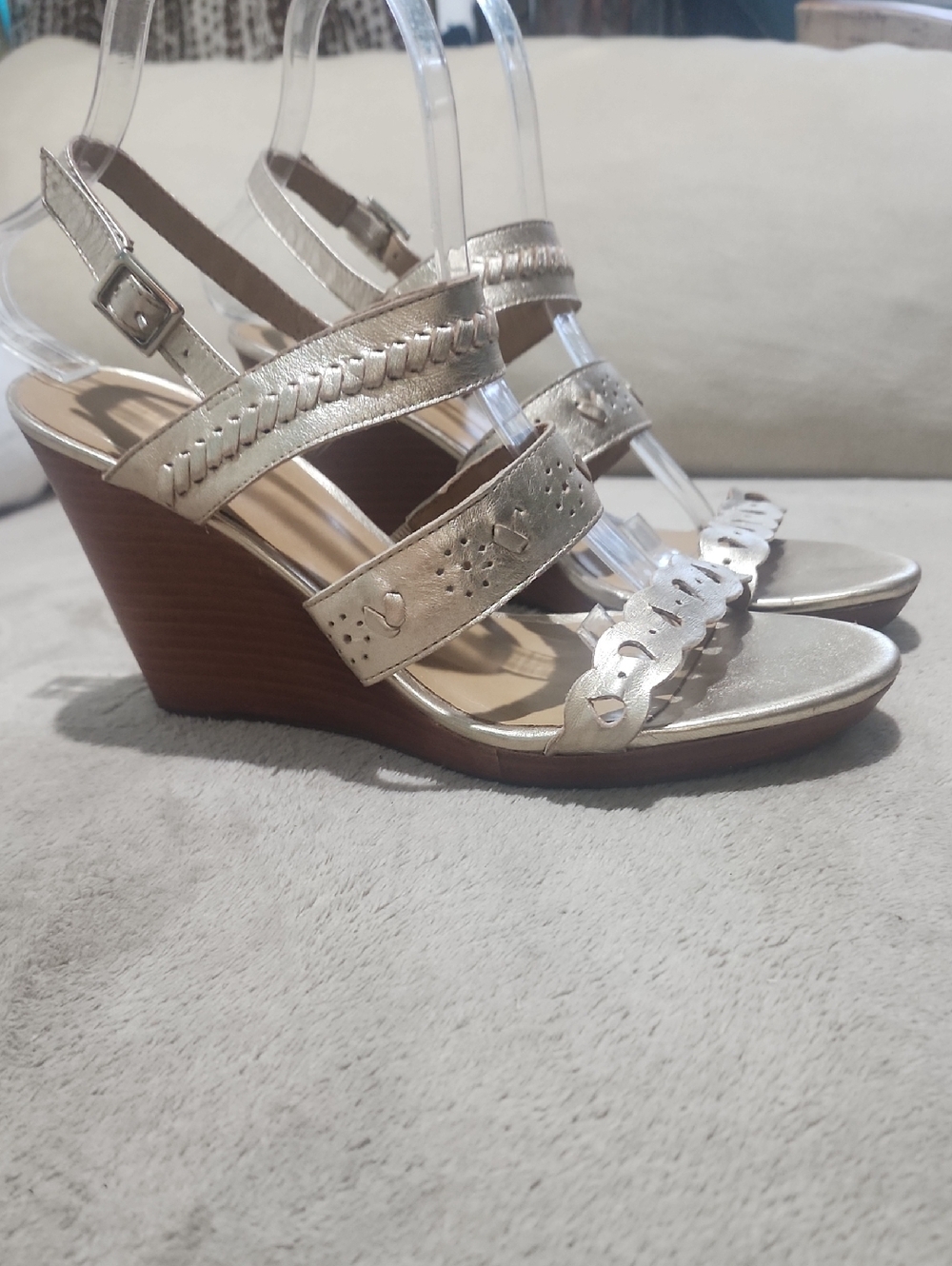 New ConditionJack Rogers Metallic Platinum Leather Wedge Sandals